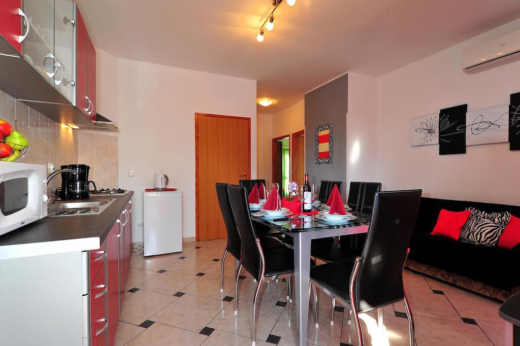 Apartments Magdalena Бибине Стая снимка